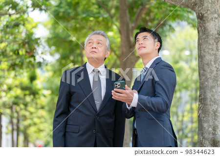 商人鮮綠2人 98344623