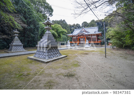 山中八幡神社(岡崎市)參拜堂 山中八幡神社(岡崎市)參拜堂 98347381