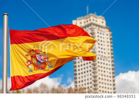 Spanish Flag in Plaza de Espana - Madrid Spain Spanish Flag in Plaza de Espana - Madrid Spain 98348351
