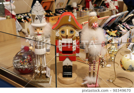 characters nutcracker characters nutcracker 98349670