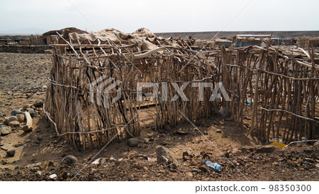 Camp site near Dallol volcano , Danakil, Afar, Ethiopia 98350300