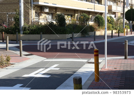 大阪市城東區今福南十字路口 98353973