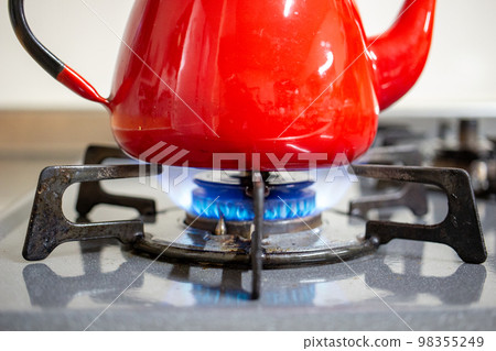 Saving image of boiling water in a kettle Saving image of boiling water in a kettle 98355249
