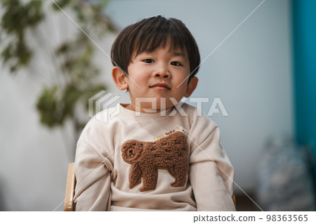 害羞的孩子 98363565