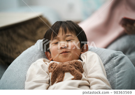 害羞的孩子 98363569