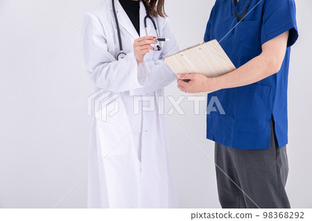 Doctor looking at the chart Doctor Doctor looking at the chart Doctor 98368292