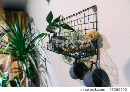 Houseplant interior wall hanging rack 98369290