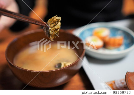 龜手味噌湯 98369753