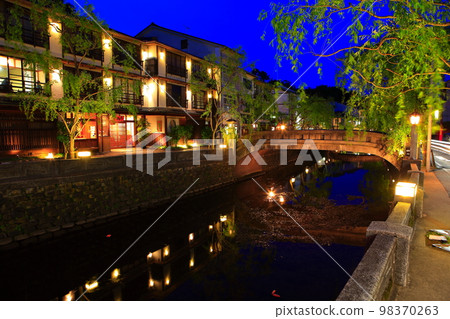 [兵庫縣]城崎溫泉夜景 98370263