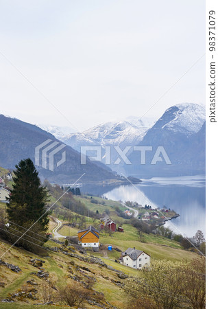 Fjord Fjord 98371079