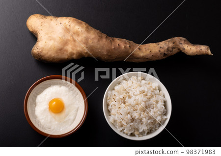 Short-shaped Japanese yam Short-shaped Japanese yam 98371983