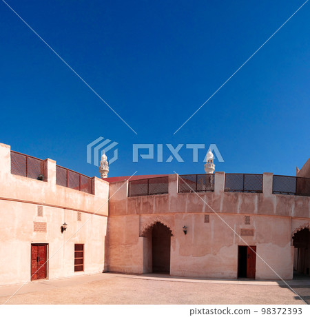 Exterior view to Sheikh Isa Bin Ali Al Khalifa house and mosque, Manama, Bahrain 98372393