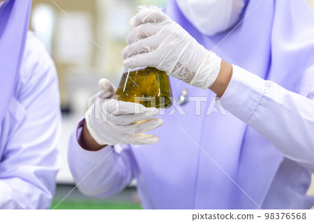 Biological Oxygen Demand (BOD) testing process in laboratory. 98376568