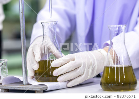 Biological Oxygen Demand (BOD) testing process in laboratory. 98376571