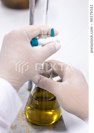 Biological Oxygen Demand (BOD) testing process in laboratory. Biological Oxygen Demand (BOD) testing process in laboratory. 98376581