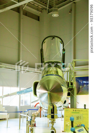 Blue Impulse T-2 正面(石川縣立航空廣場) Blue Impulse T-2 正面(石川縣立航空廣場) 98379096