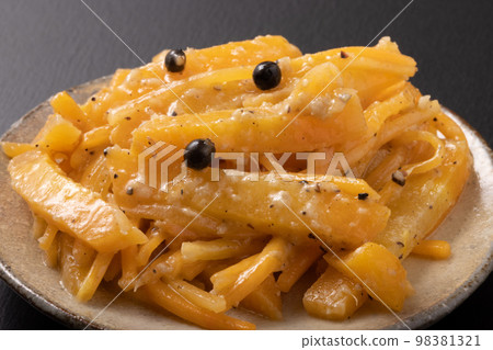 黃胡蘿蔔沙拉 黃胡蘿蔔沙拉 98381321