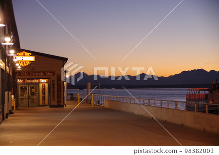 西雅圖的海邊 98382001