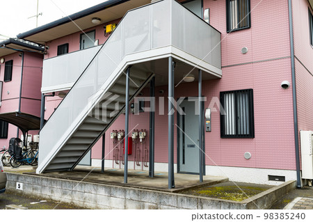 Apartment stairs 98385240