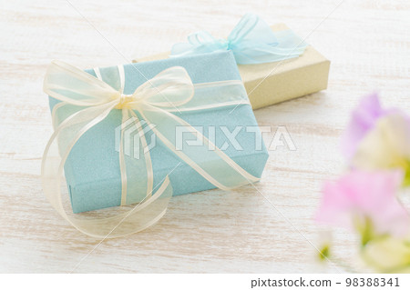 白色情人節形象禮物 98388341