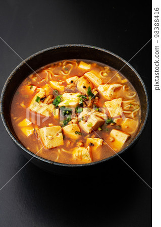 麻婆豆腐拉麵 98388416