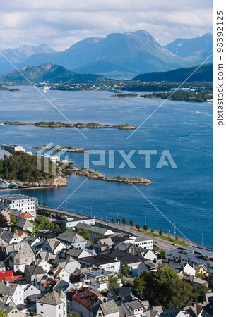 View from the Aksla mountain in the city of Alesund View from the Aksla mountain in the city of Alesund 98392125