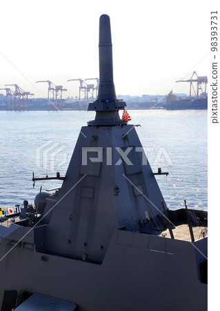 OPY-2 multi-function radar mounted on the futuristic multi-purpose destroyer FFM that protects the sea and sky of Japan 98393731
