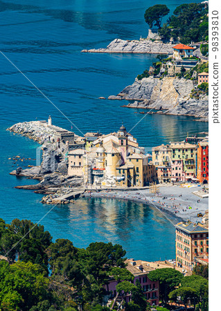 Townscape of Camogli 98393810