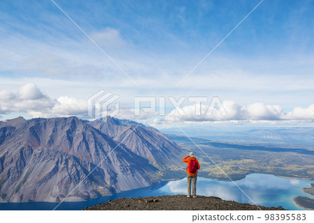 Hike in Canada 98395583