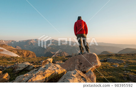 In hike In hike 98395592