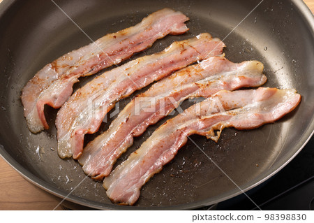 Crispy Bacon 98398830