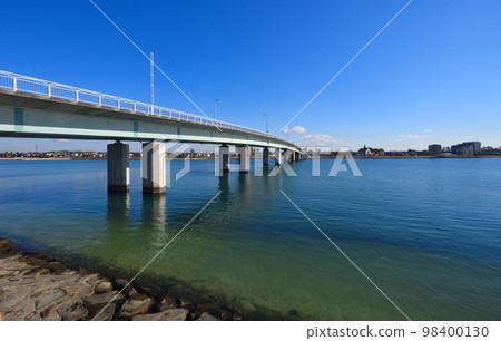 New Year's Day Scenery with the Sea 98400130