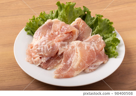 Grilled Chicken Thigh Meat (Pickled in Shio Koji) 98400508