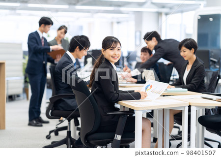 Meeting team business businessman office 98401507