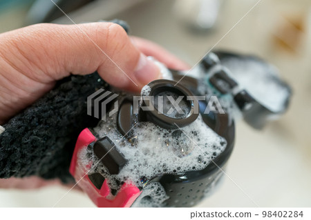 學生水壺 洗過的 研究 98402284