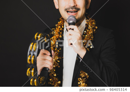 man with tambourine 98405314