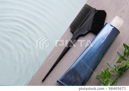 頭髮顏色,紫外線護理,夏天圖像 頭髮顏色,紫外線護理,夏天圖像 98405671