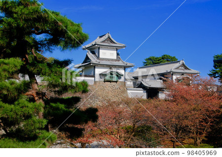 Ishikawa Gate and Kanazawa Castle (Kanazawa City, Ishikawa Prefecture) 98405969