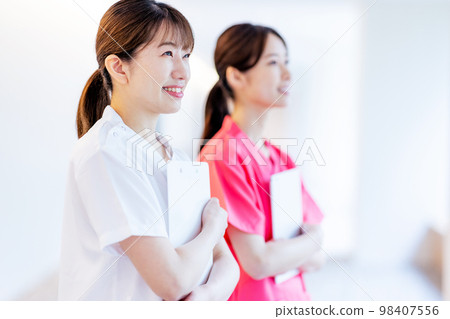 Nurse image female shooting cooperation: LINK FOREST 98407556