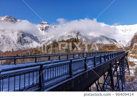 Northern Alps Ohashi Snow Scenery Northern Alps Ohashi Snow Scenery 98409414