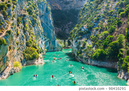 Cliffy rocks Verdon gorges near Galetas bridge, lake Sainte Croix, Provence, Provence Alpes Cte d'Azur, France  98410291