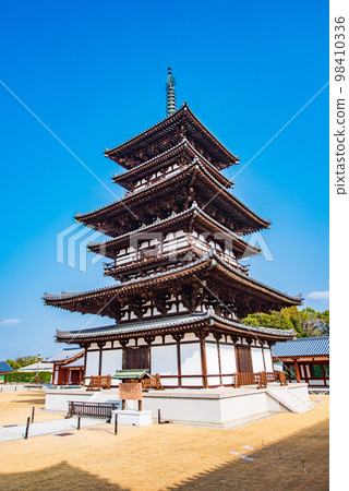 Yakushiji Temple East Pagoda, Nara City, Nara Prefecture Yakushiji Temple East Pagoda, Nara City, Nara Prefecture 98410336
