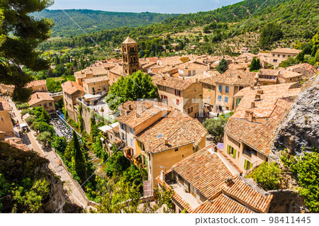 Moustiers Sainte Marie, Provence, Provence Alpes Cote d'Azur, France 98411445