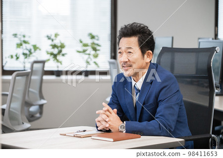 中年商人 中年商人 98411653