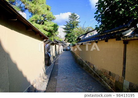 土牆石板,長町武士住宅遺址(石川縣金澤市) 土牆石板,長町武士住宅遺址(石川縣金澤市) 98413195