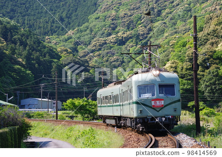 Former Nankai train 21000 series near Fukuyo Oigawa Railway Former Nankai train 21000 series near Fukuyo Oigawa Railway 98414569