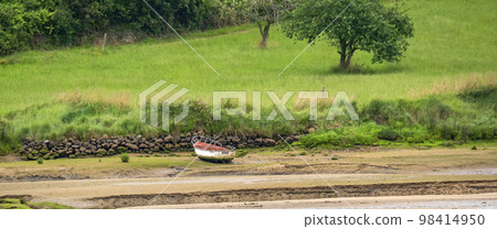 Old Boats, Estuary of Barro, Barro, Spain Old Boats, Estuary of Barro, Barro, Spain 98414950