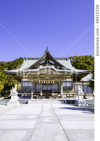 鏡山稻荷神社（佐賀縣唐津市） 98415509