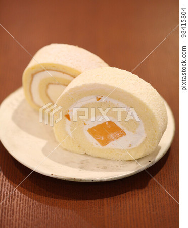 Roll cake Roll cake 98415804