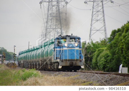 Keiyo Rinkai Railway KD55 103 Oil train Keiyo Rinkai Railway KD55 103 Oil train 98416310